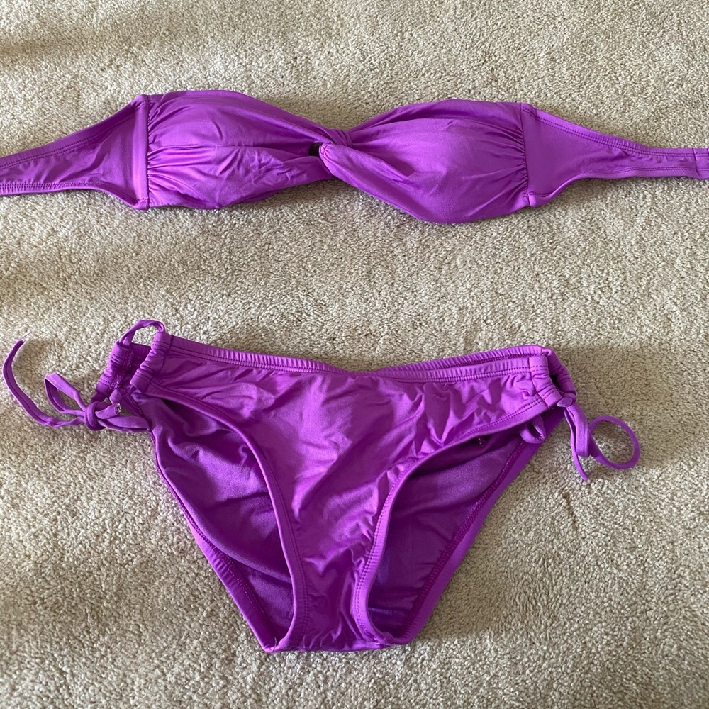 Purple strapless Bikini